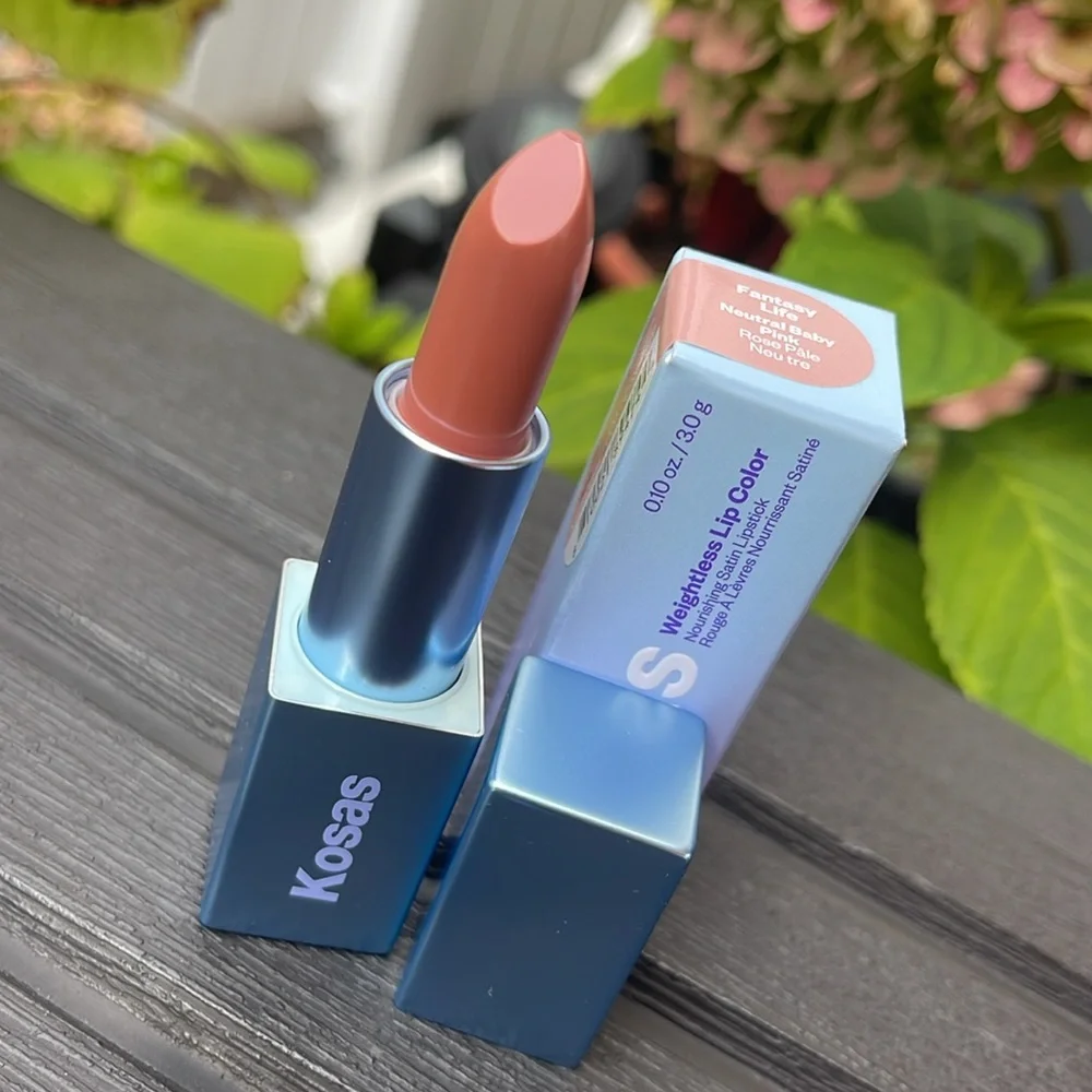 Kosas - Weightless Lip Color - Shade Fantasy Life